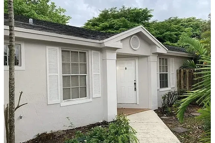 $2000 : HOUSE RENT IN MAIMI FLORIDA image 9
