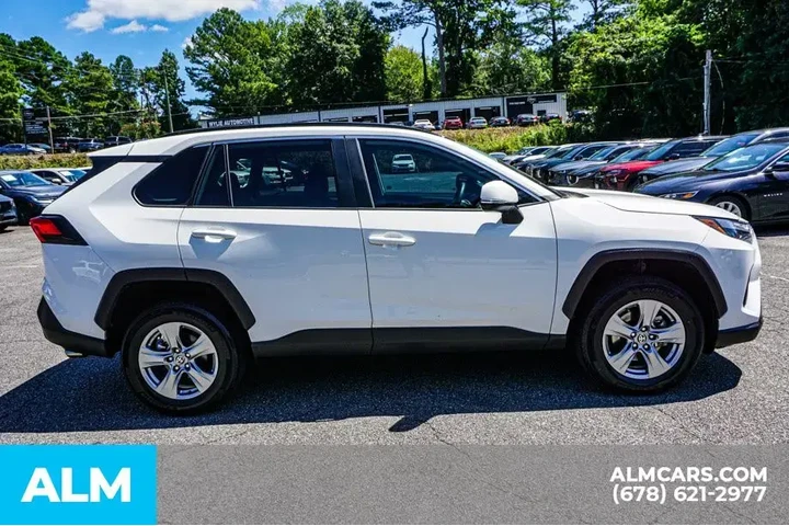 $26920 : Toyota RAV4 2024 XLE 4dr SUV image 9