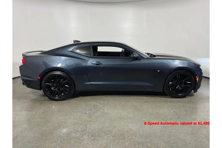 $28998 : Chevrolet Camaro 2021 LS 2dr image 2