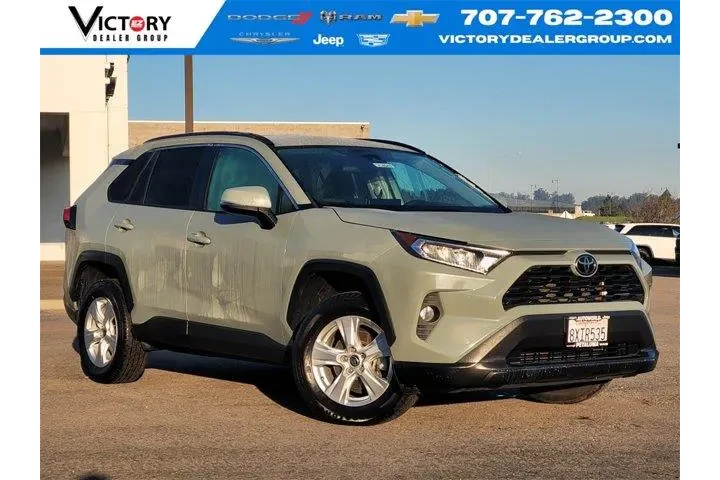 $24488 : Toyota RAV4 2021 AWD XLE 4dr image 1