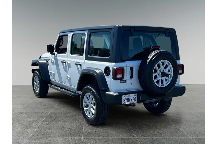 $20970 : Jeep Wrangler Unlimited 2020 image 3