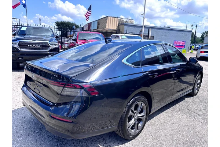 2023 Accord EX image 6