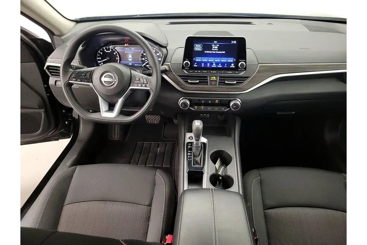 $22998 : Nissan Altima 2025 2.5 SV 4d image 9