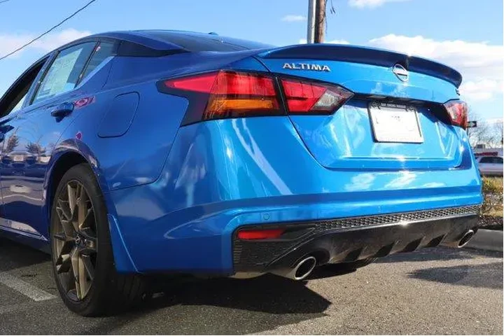 $20867 : Nissan Altima 2025 2.5 SR 4d image 7