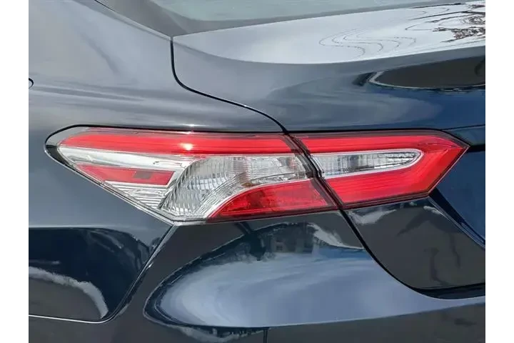 $24494 : Toyota Camry 2019 SE 4dr Sed image 9