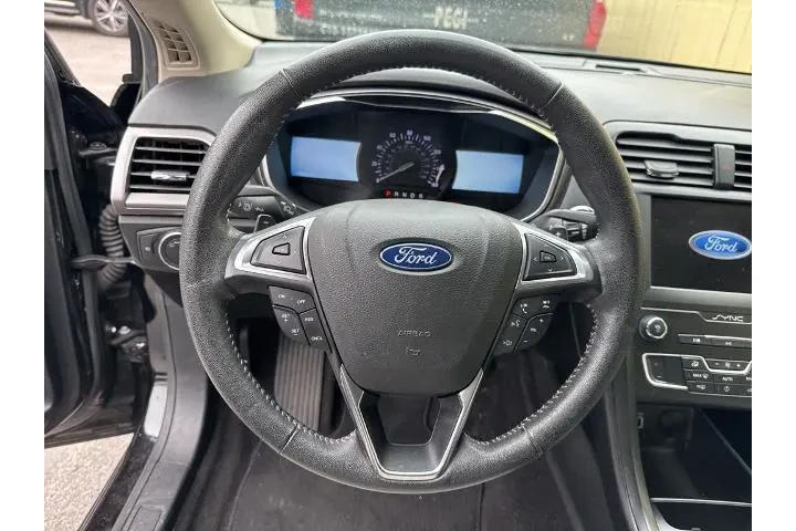 $12361 : Ford Fusion 2019 SE 4dr Seda image 9