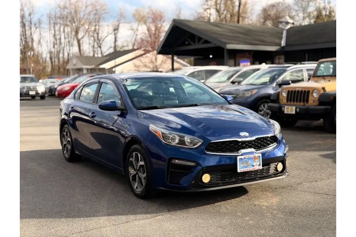 $10500 : 2019 Forte LXS image 5
