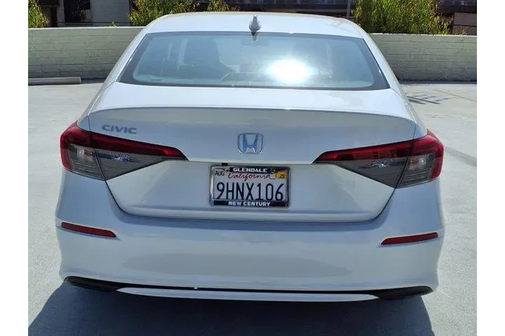$22977 : Honda Civic 2023 LX 4dr Seda image 5
