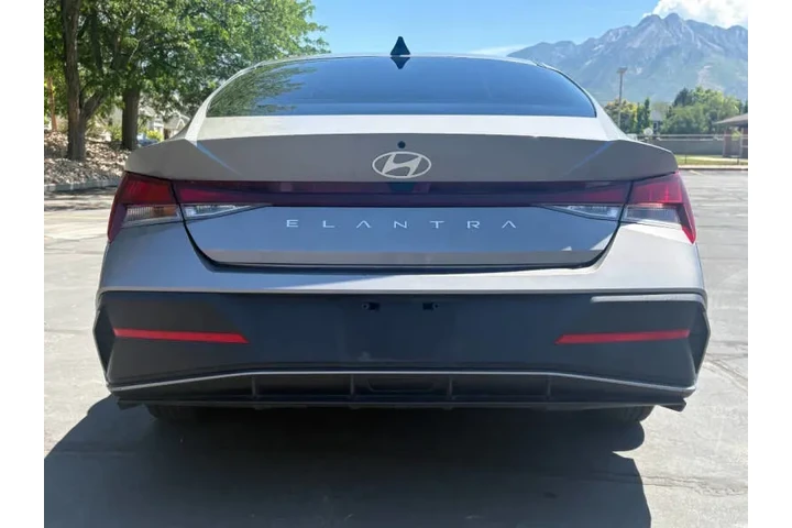 $16900 : 2024 Elantra SE image 9