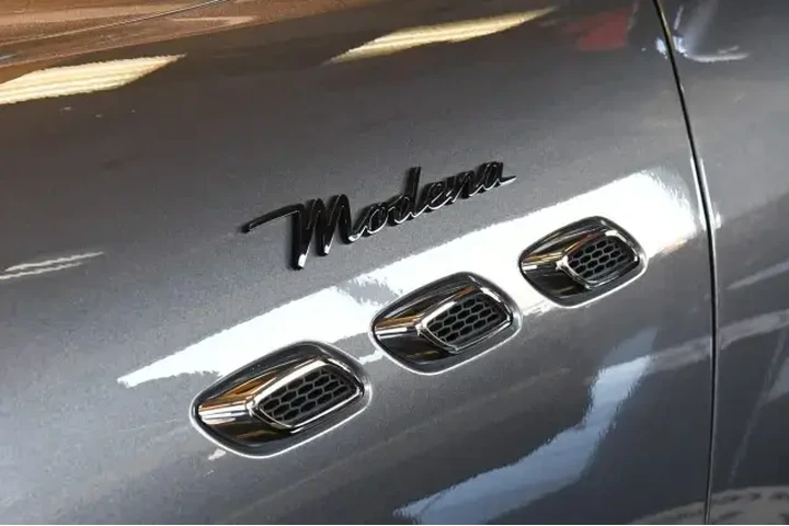 $34995 : Maserati Levante 2022 AWD Mo image 6