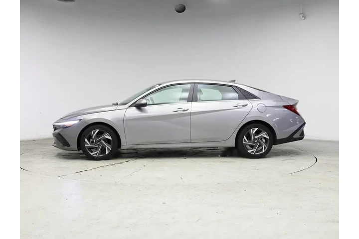 $23998 : Hyundai ELANTRA 2025 SEL Con image 3