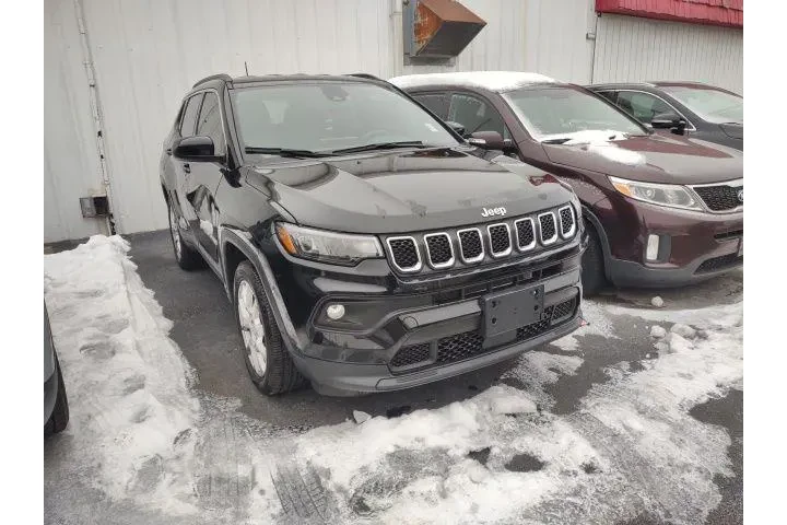 $21374 : Jeep Compass 2024 4x4 Latitu image 1