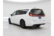 $36998 : Chrysler Pacifica Plug-In Hy thumbnail