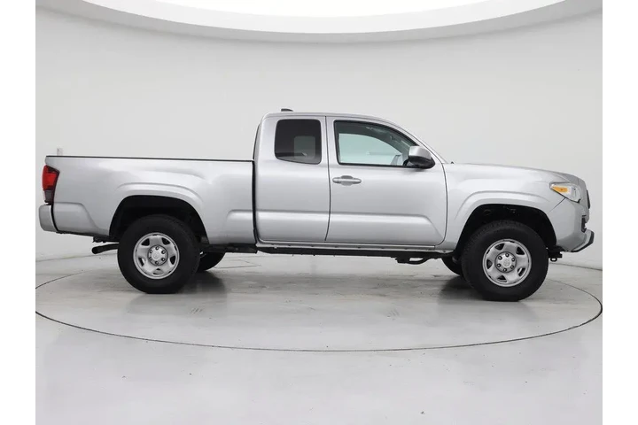 $29998 : Toyota Tacoma 2023 4x4 SR 4d image 7