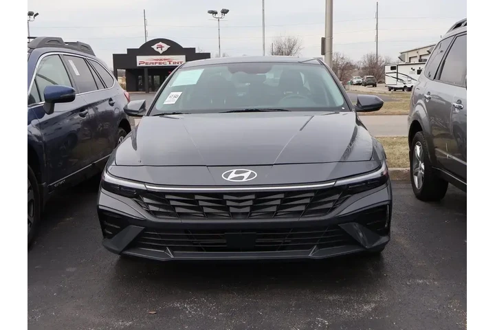 $21548 : Hyundai ELANTRA 2024 SEL 4dr image 9