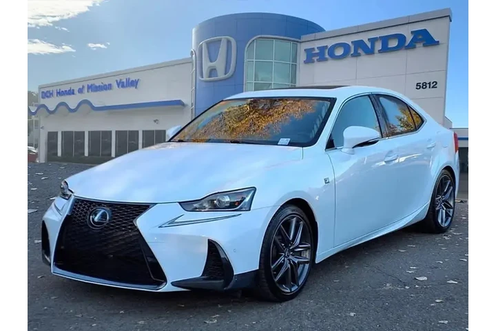 $28835 : Lexus IS 350 2018 4dr Sedan image 1