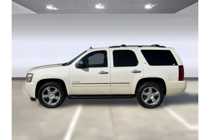 $14797 : Chevrolet Tahoe 2011 4x2 LTZ image 2