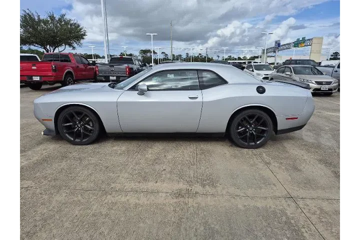$23982 : Dodge Challenger 2022 GT 2dr image 6