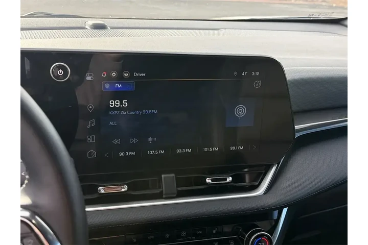 $25500 : Chevrolet Equinox 2025 LT 4d image 8