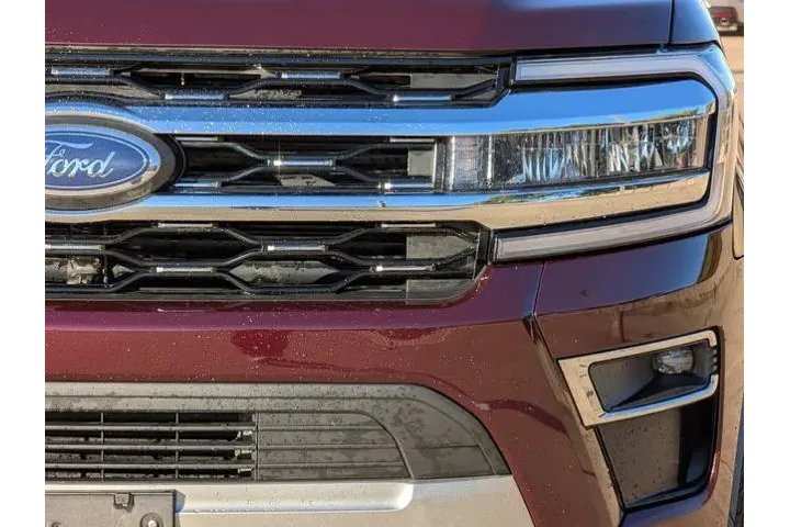 $33795 : Ford Expedition 2024 4x2 Lim image 7