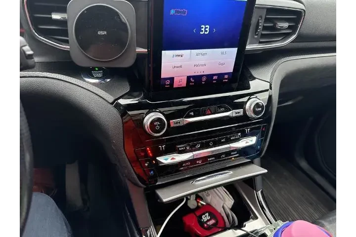 $29516 : Ford Explorer 2021 AWD ST 4d image 9