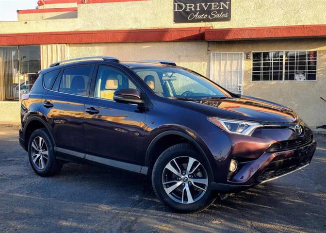 $17999 : 2016 RAV4 XLE image 4