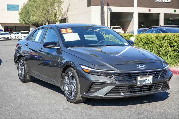 $21000 : Hyundai ELANTRA 2025 SEL Spo image 3