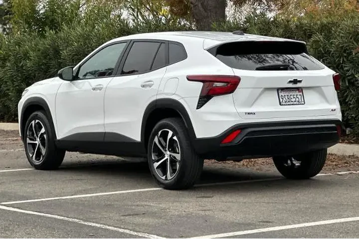 $21966 : Chevrolet Trax 2025 RS 4dr C image 7