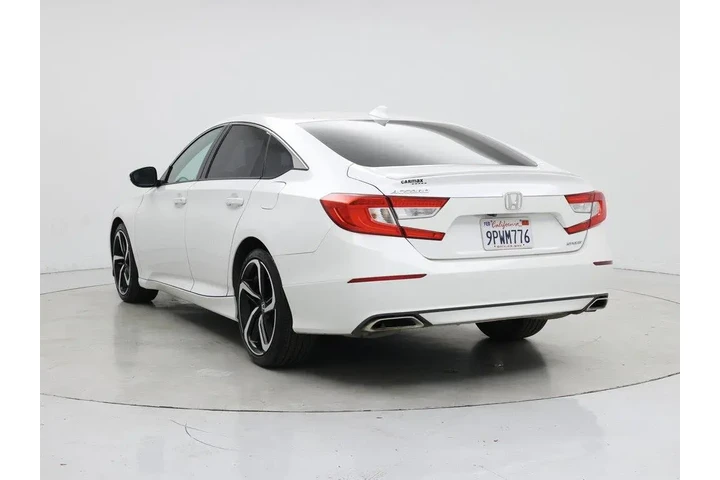 $17998 : Honda Accord 2018 Sport 4dr image 2