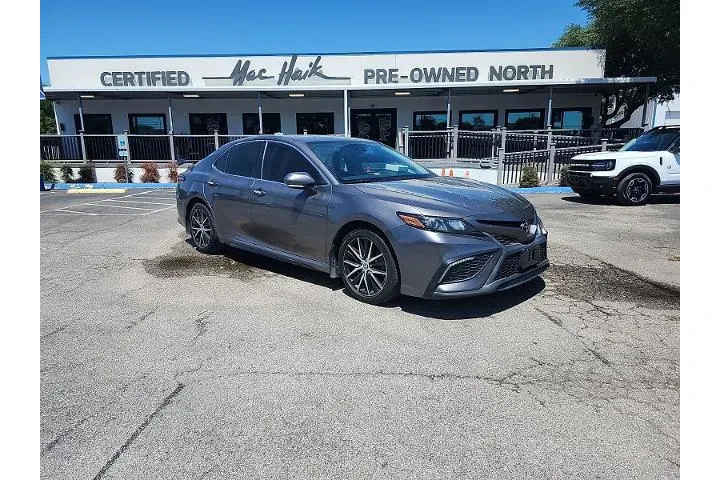 $17997 : Toyota Camry 2022 SE 4dr Sed image 1