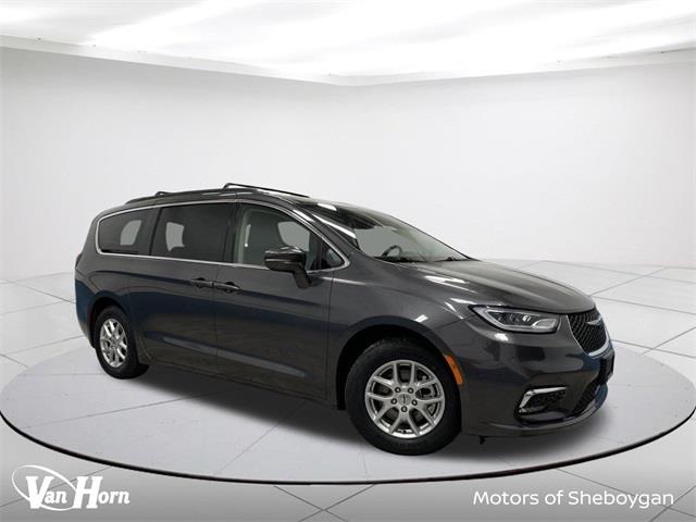 $23590 : Pre-Owned 2022 Pacifica Touri image 1