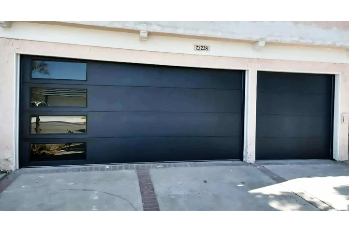 Vertical glass garage doors image 2
