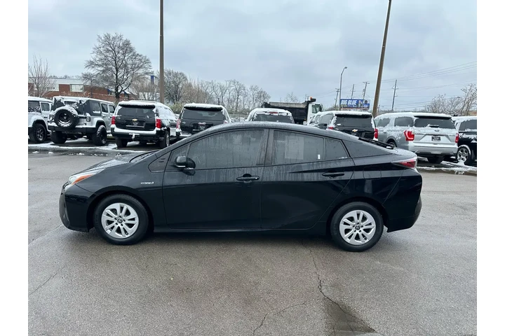 $12980 : 2017 Prius Three Touring (Nat image 5