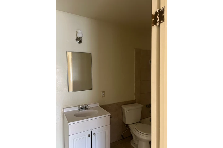 $1975 : 🏡 APARTAMENTO DE 1 RECÁMARA image 5