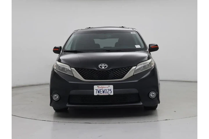 $23998 : Toyota Sienna 2017 SE 8-Pass image 5