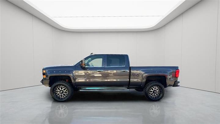 2015 Silverado 2500HD HEAVY D image 5