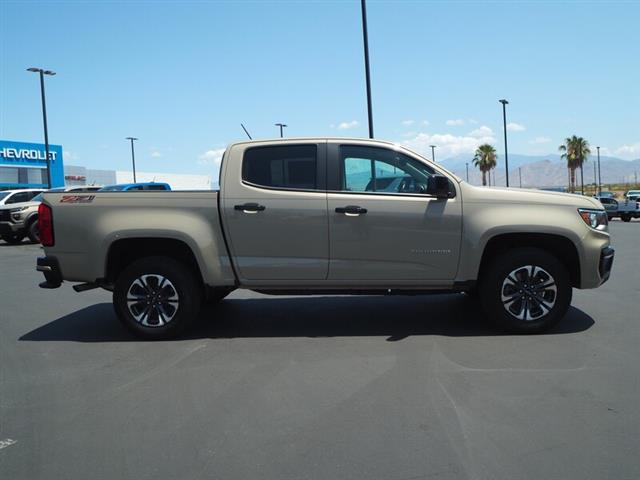 $33939 : Pre-Owned 2021 COLORADO 4WD Z image 8