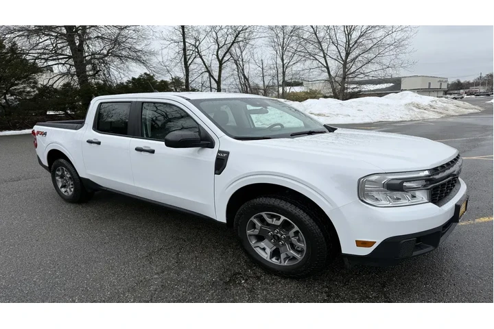 $29990 : Ford Maverick 2024 AWD XLT 4 image 9