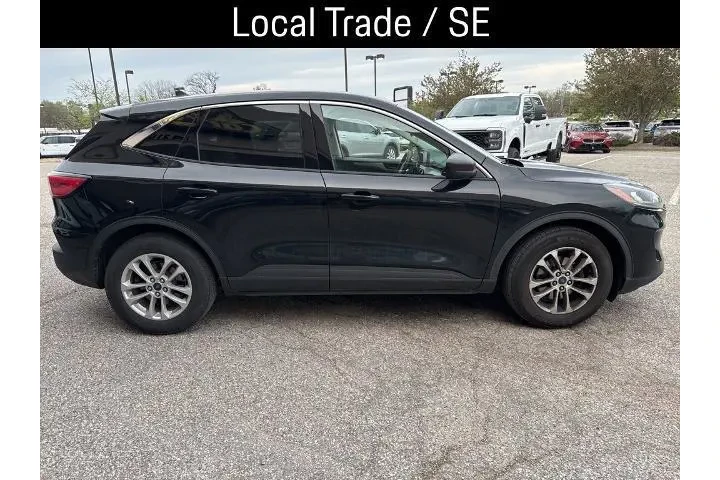 $18628 : Ford Escape 2022 SE 4dr SUV image 10