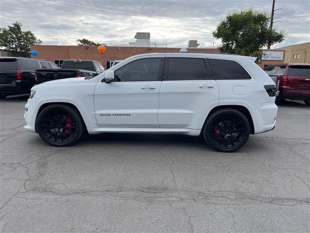 $24888 : 2013 Grand Cherokee SRT8, 201 image 2