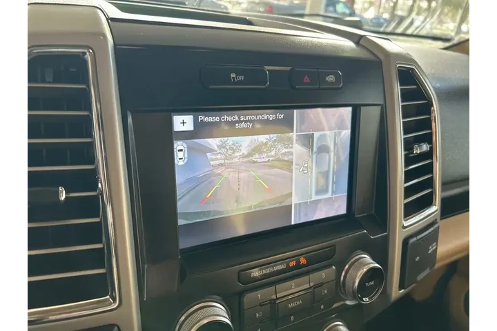 $24650 : Ford F-150 2016 4x4 King Ran image 10