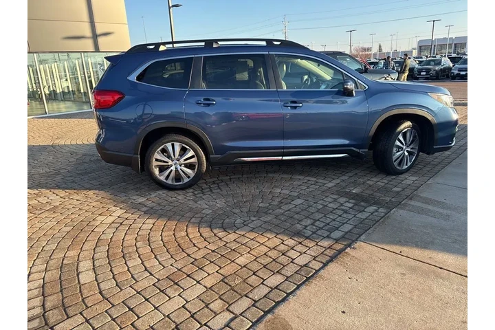 $24999 : 2020 Ascent Limited image 4