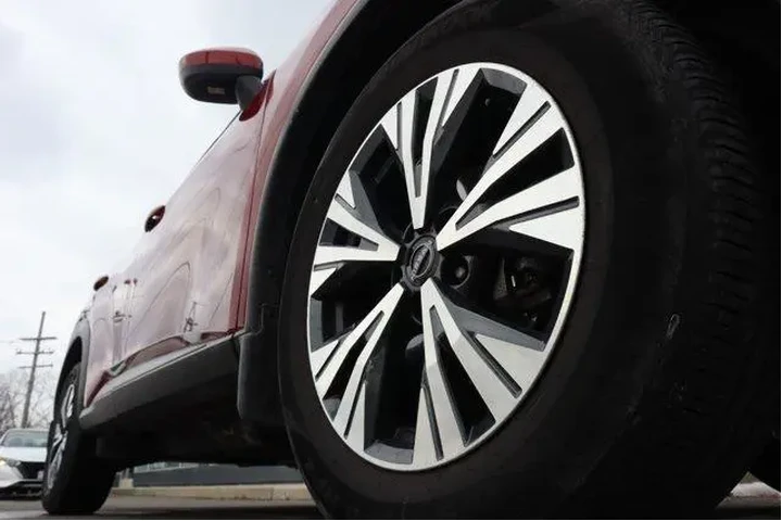 $21269 : Nissan Rogue 2023 AWD SV 4dr image 10