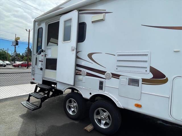 $12900 : 2009 Heartland North Trail 24 image 5