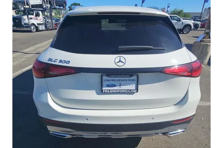 $31500 : Mercedes-Benz GLC 2024 GLC 3 image 8