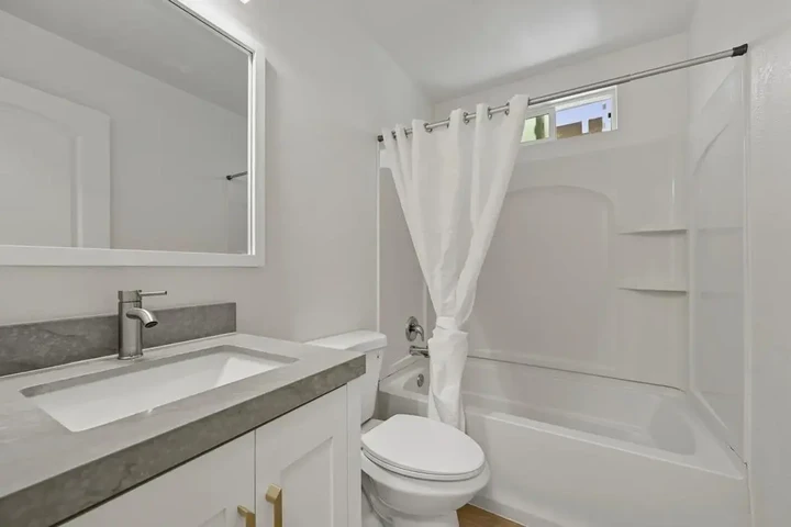 $850 : casa unifamiliar image 4