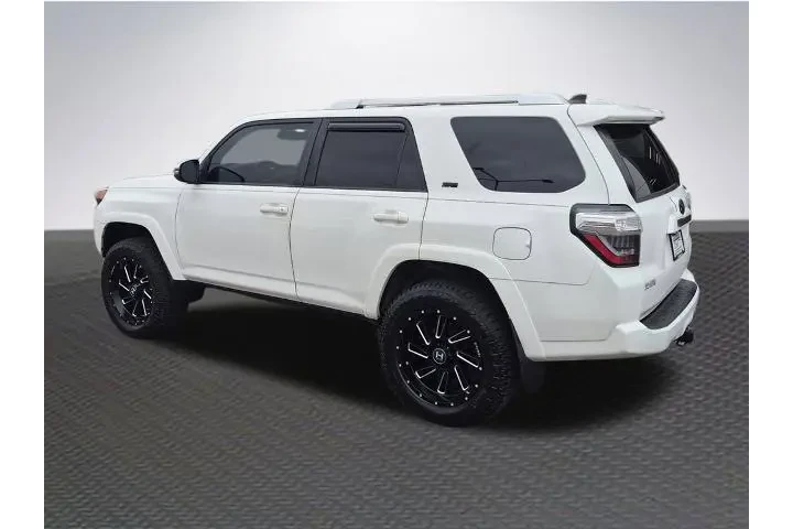 $29988 : Toyota 4Runner 2017 4x4 SR5 image 5