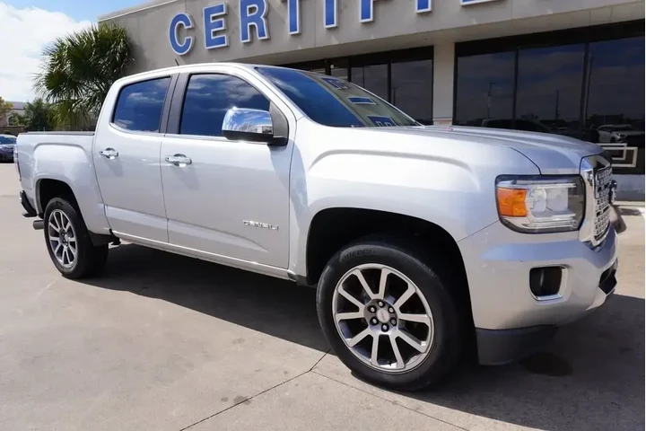 $26988 : GMC Canyon 2017 4x4 Denali 4 image 1