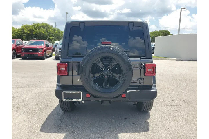 $26990 : Jeep Wrangler Unlimited 2020 image 6