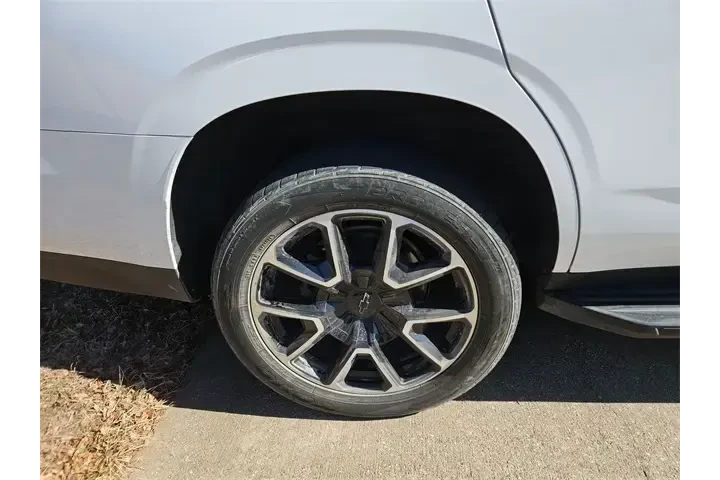 $38987 : Chevrolet Tahoe 2021 4x2 RST image 4